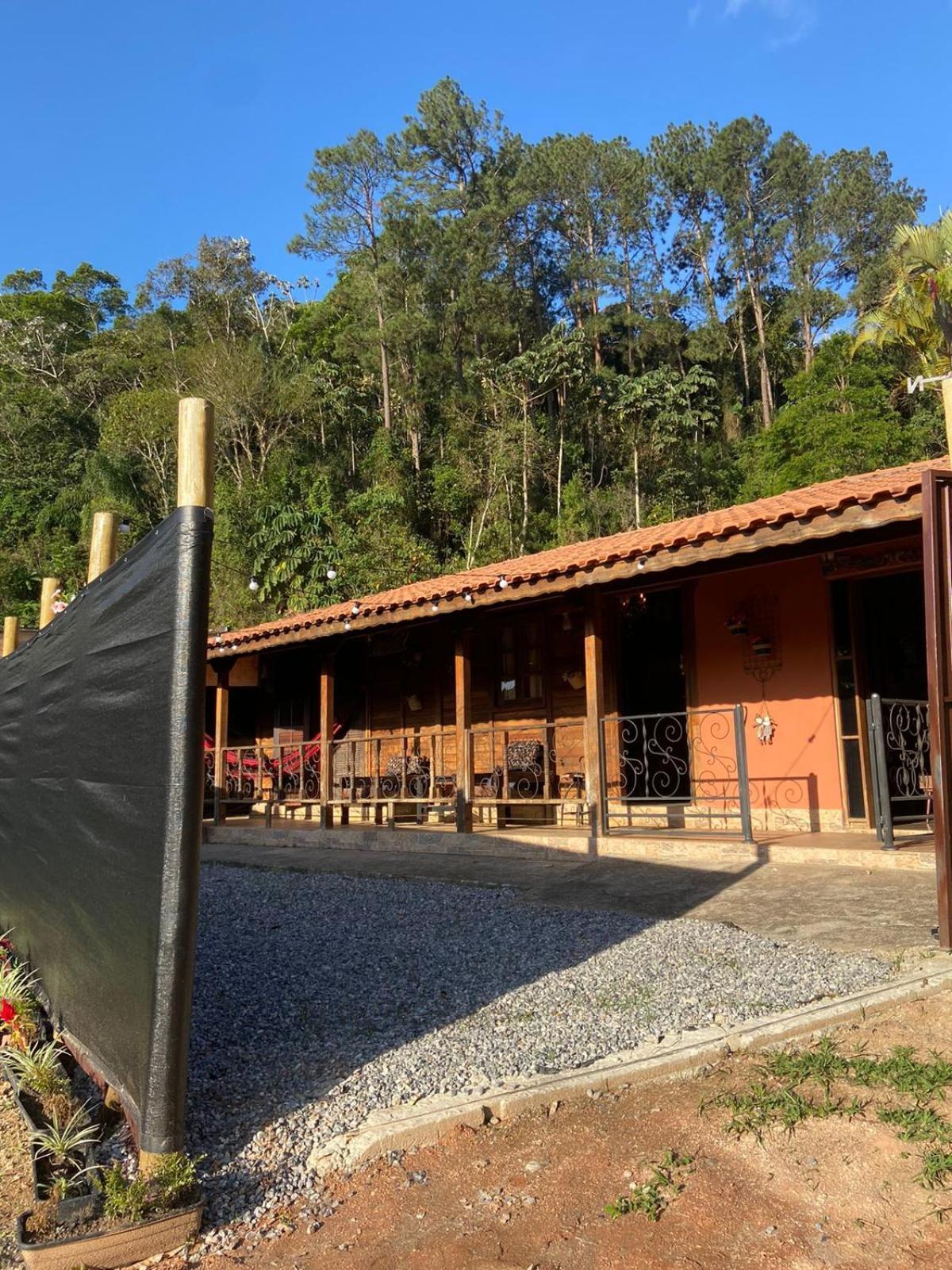 Cabana Com Jacuzzi Em Guararema Bagian luar foto